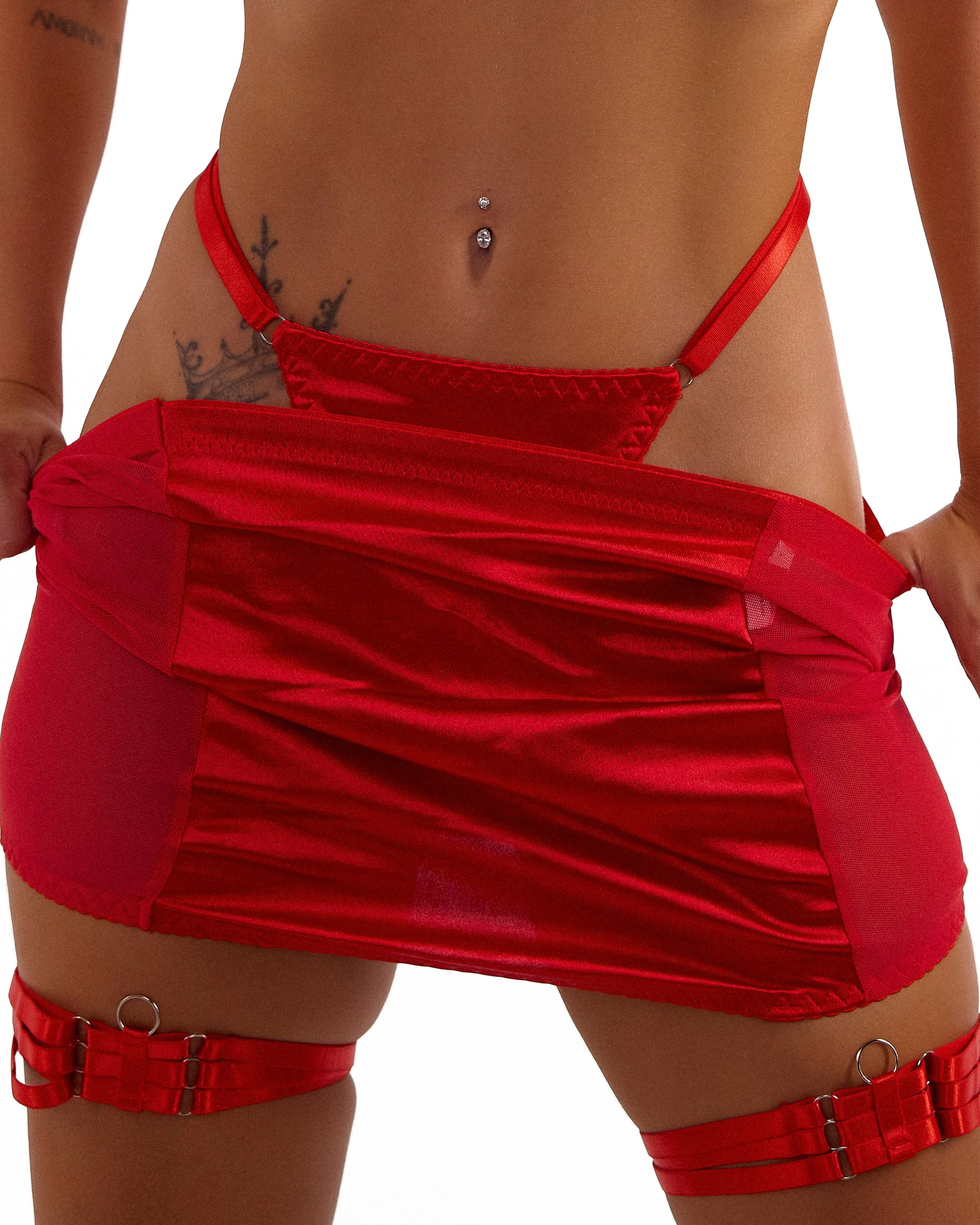 Satin Tassel Set, Red